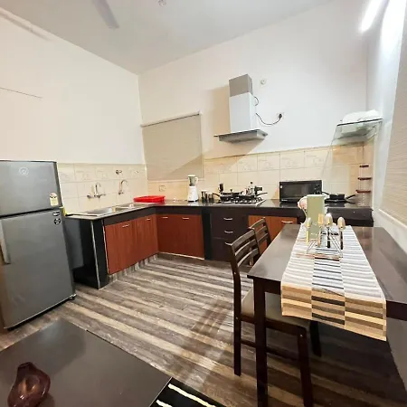 Bedchambers Serviced Apartment, Jubilee Hills Hyderabad Exterior photo