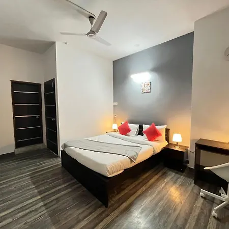 Bedchambers Serviced Apartment, Jubilee Hills Hyderabad Exterior photo