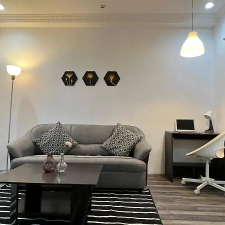 Bedchambers Serviced Apartment, Jubilee Hills Hyderabad Exterior photo