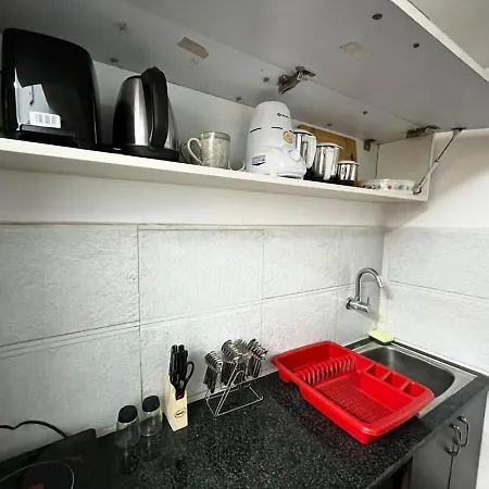 Bedchambers Serviced Apartment, Jubilee Hills Hyderabad Exterior photo