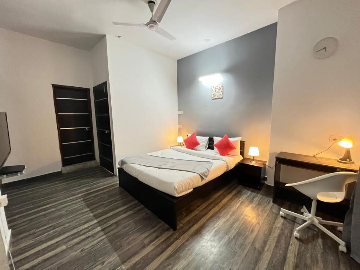 Apartment Bedchambers Serviced Apartment, Jubilee Hills Hyderabad