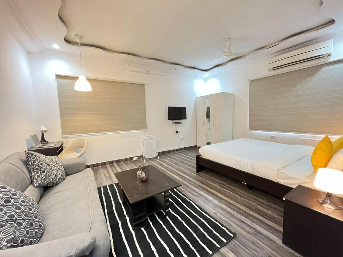 Bedchambers Serviced Apartment, Jubilee Hills * Hyderabad