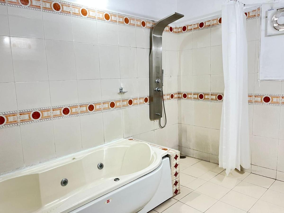 Bedchambers Serviced Apartment, Jubilee Hills * Hyderabad